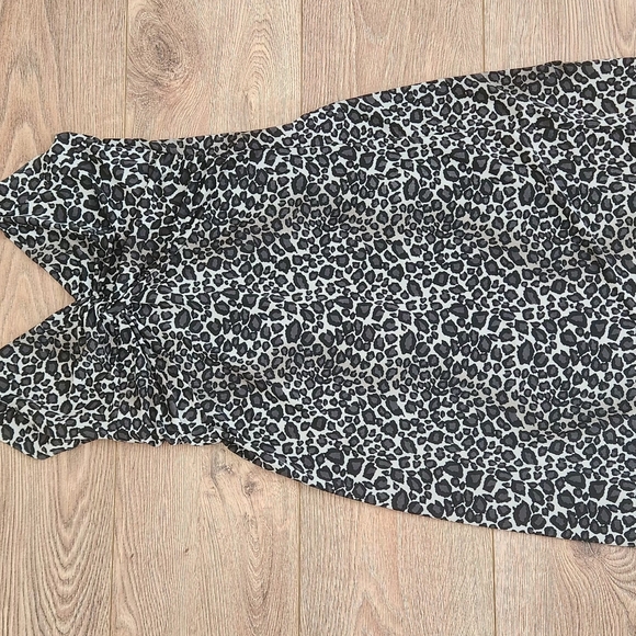 🍒 Cute summer dress. Excellent condition. - Picture 2 of 6